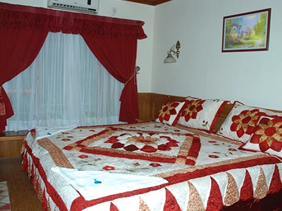 Relax with a cozy bed and night stay on Indiavacationz houseboat surrounded by Kerala’s scenic backwaters