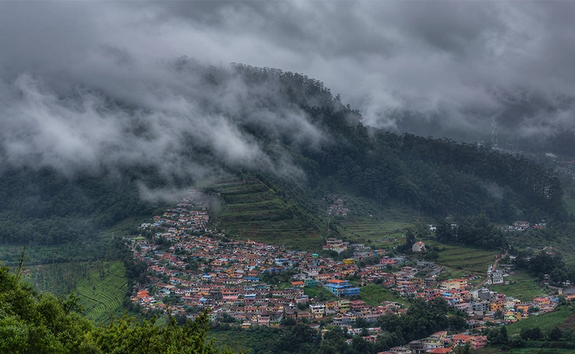 Monsoon season stay at Pembroke villa featuring misty weather and relaxing hill station views