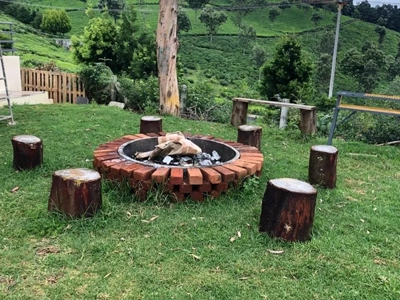 Stay at luxury villas and homestays in Coonoor offering scenic views, comfort, and peaceful ambiance