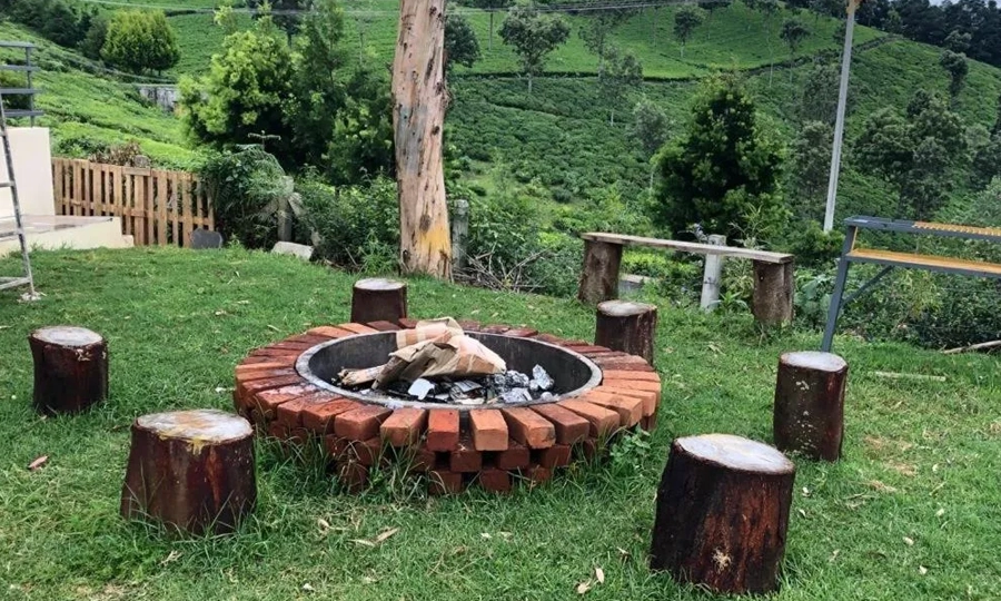 Enjoy a premium stay at De Castle luxury villa in Coonoor with top amenities and comfort