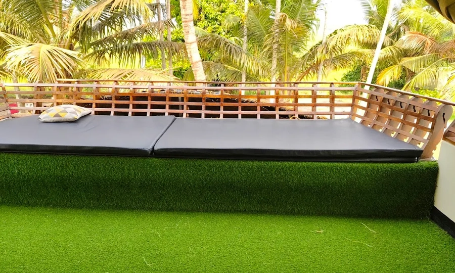 Book a romantic houseboat stay in Alleppey with Indiavacationz for a perfect Kerala backwater getaway
